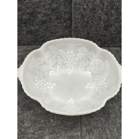 Anchor Hocking Other - Vintage Anchor Hocking Milk Glass Grape and Leaves Bowl